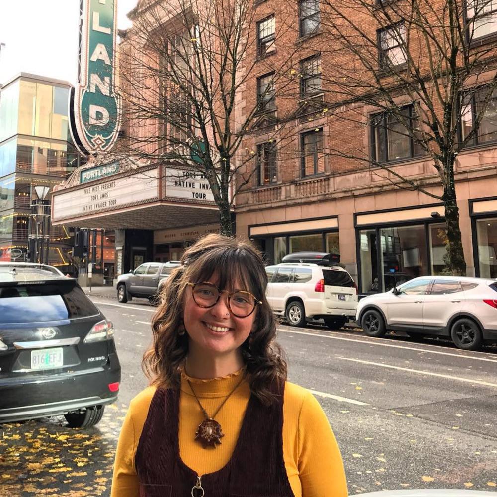 Meet your Posher, Brenna